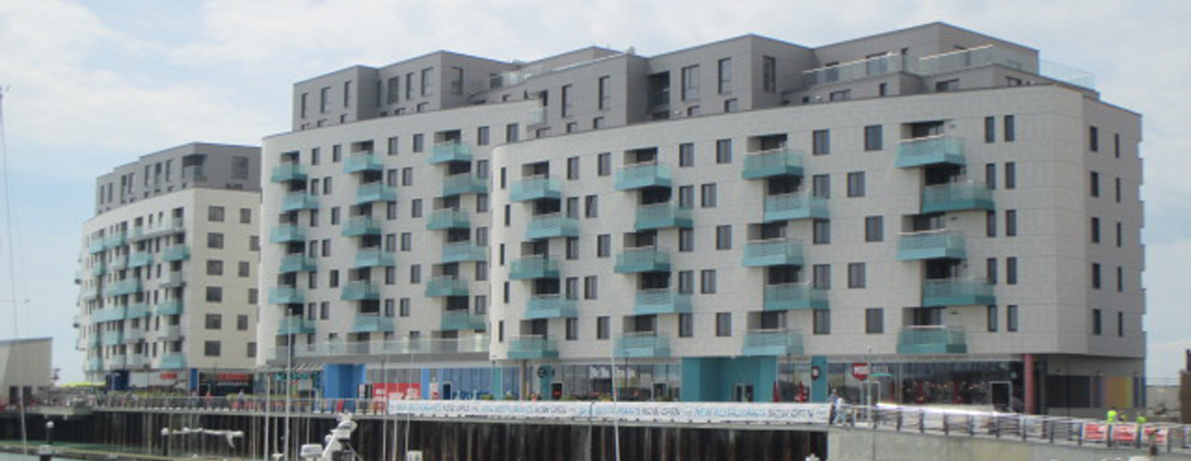 kite glass work at brighton marina